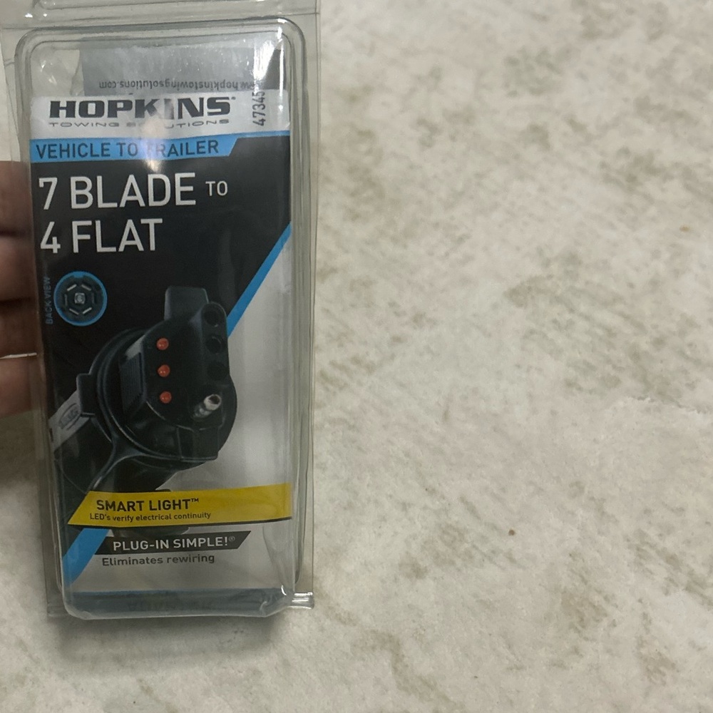 Hopkins 7-Blade to 4-Flat Trailer Adapter - Black with Yellow Accents
